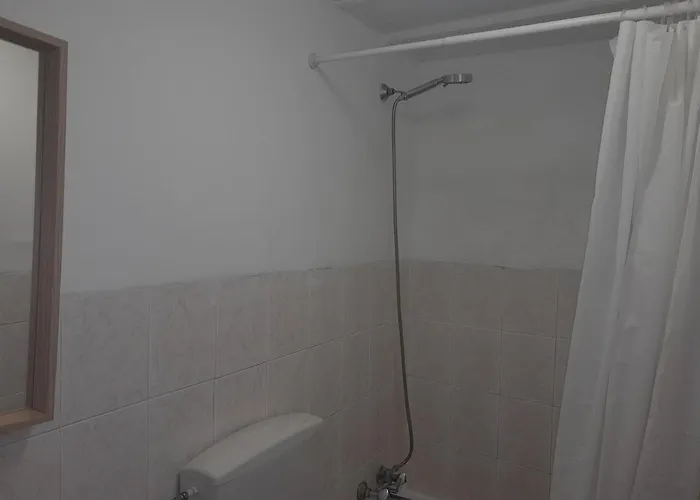 Chiado / Carmo Small Artist * Lisboa