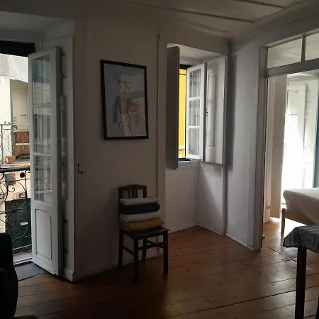 Chiado / Carmo Small Artist