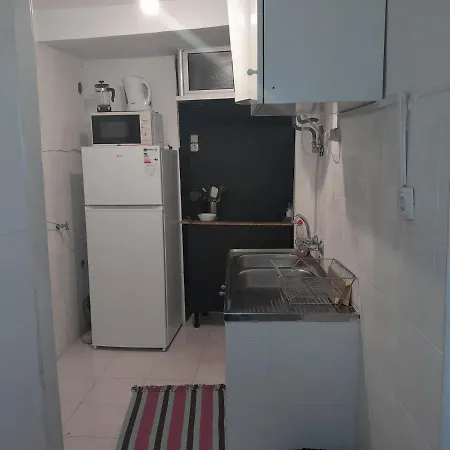 Apartment Chiado / Carmo Small Artist *